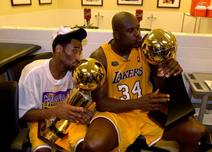 2000-Kobe-Bryant-Shaquille-O'Neal-trophies.jpg